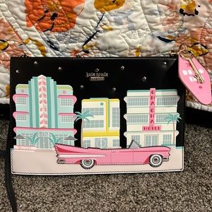 Kate spade Deco inn cross body novelty bag